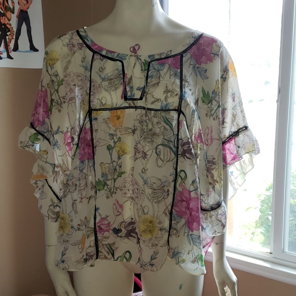 Beautiful floral Blouse